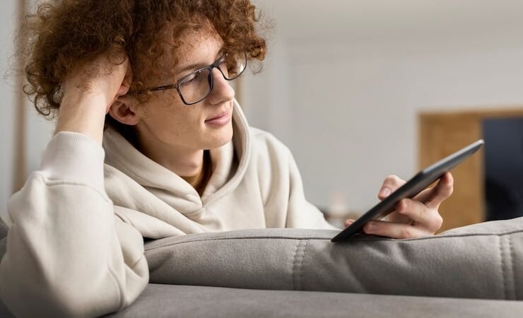 Digital Detox - How Screen Time Affects Mental Health