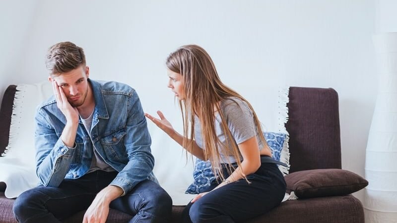 9 signs you might Dating a narcissist and ways to leave